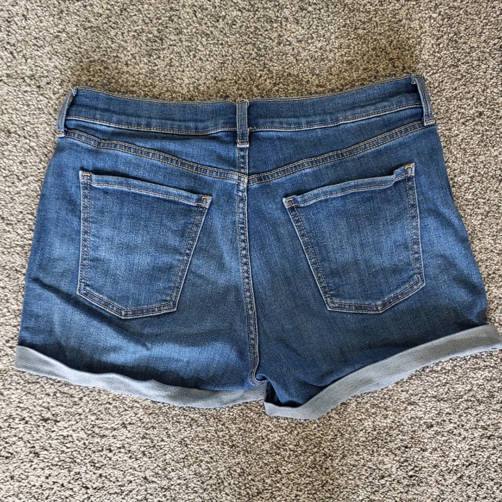 Medium Blue Jean Shorts Classic Style - Picture 2 of 3